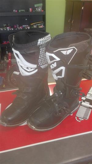 Second Hand Maverik Fly Racing Boots - Size 12