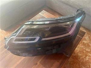 Range Rover  velar headlights 