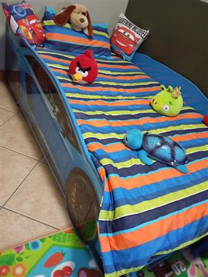 Kiddies Car Bed
