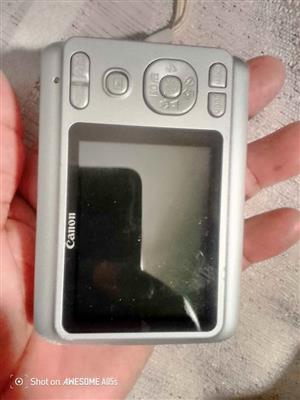 Canon PowerShot A480 Camera