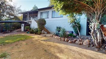 Delightful 3-Bedroom Home for Sale in Solheim, Germiston