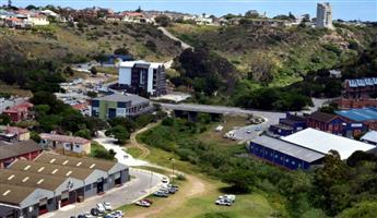 SPACIOUS ONE BEDROOM APARTMENT!! PERFECT INVESTMENT