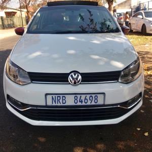 2015 VOLKSWAGEN POLO  1.2TSi panoramic roof  55000kilos Available