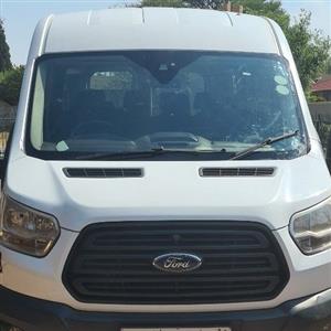 Ford 12 seats 