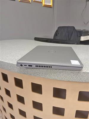 Dell latitude 5410 Core I710th Gen @1.61GHZ 16GB RAM 256GB SSD  Windows 11 pro Touchscreen