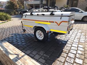 Venter Trailer Voyager 14 7" heavy duty with 5 bike THULE carrier.