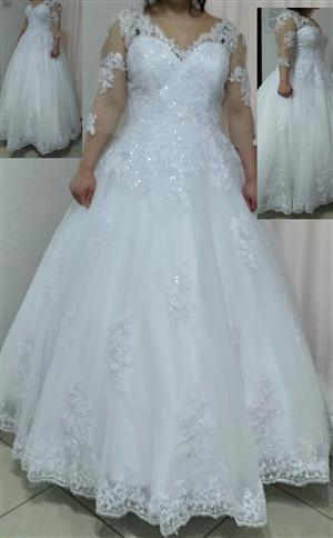 Brand new wedding dress for sale R4200