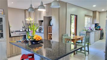 SPACIOUS FAMILY HOME