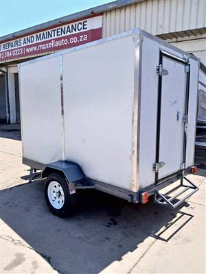 Mobile Kitchens and Mobile fridges for sale