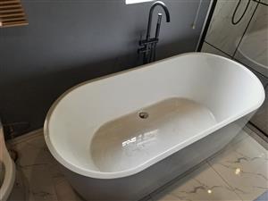 Freestanding Bath 