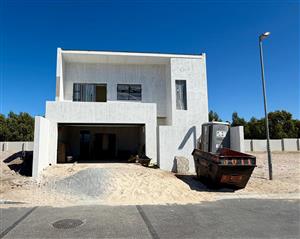 Brand New! Entertainer’s Dream in Upper Sandown.