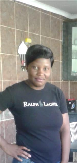 Zimbabwean domestic helper, childminder, cook with refs seeking live in work 