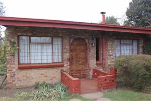 Garden Cottage Rental Monthly in Belfast