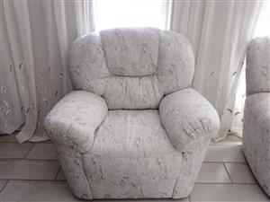 Lounge suite, recently refurbished. Make me an offer