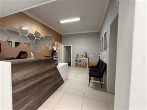 Mixed Use Rental Monthly in Dunkeld West