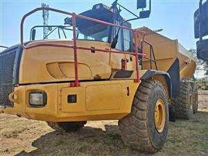 2013 Bell B50 Dumper, 20 907 hours, good condition, Standing in Pretoria