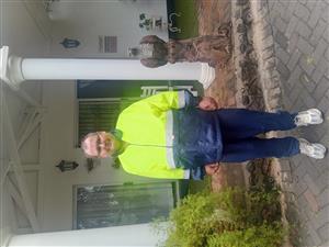 Job seeker couple avb as driver and assistance or gesthouse assistant 