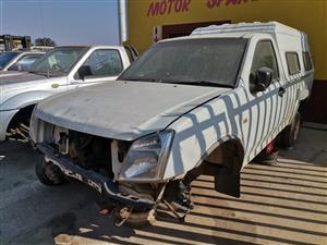 Isuzu Bakkie STRIPPING FOR SPARES