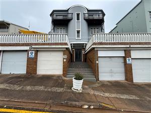 BEAUTIFUL SPACIOUS 2 BEDROOM 2 BATHROOM IN MORNINGSIDE - MAKE AN OFFER TODAY