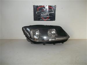 VW Touran '10-'15 right headlight
