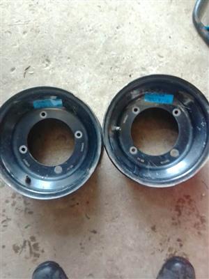Yamaha Blaster rims. 