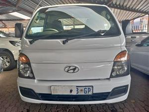 HYUNDAI H100 2.6 2014 WHITE MANUAL DIESEL