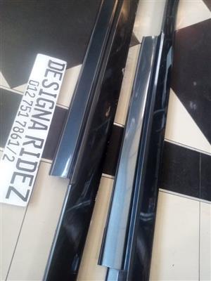 NISSAN GTR SIDE SKIRTS 