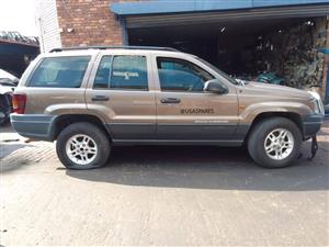 Jeep Grand Cherokee 4.7 WJ Stripping For Body Spares