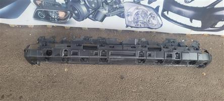 2020 VW CADDY REAR BUMPER STIFFENER FOR SALE. IN PRISTINE CONDITION