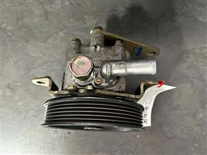 Nissan Xtrail 2.0 QR20 Power Steering Pump