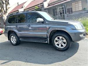 2007 Toyota Land Cruiser PRADO 4.0 V6 4X4 automatic transmission with leather seats