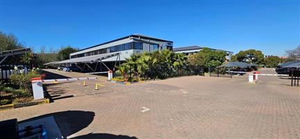 750sqm Office space to lease in Halfway Garden Estates Midrand