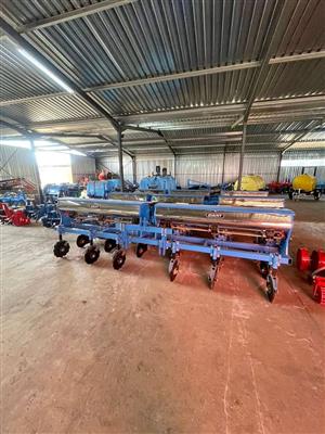 6 row maize planter
