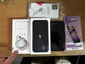 Iphone 11 Black Apple 64 GB.