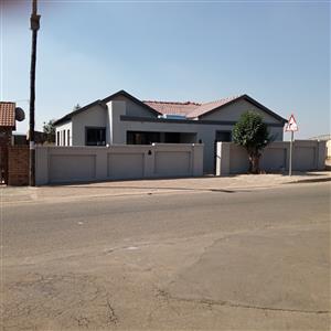 Nellmapius Ext 1 rooms to let. Mamelodi