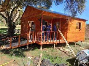 AD log house for sale