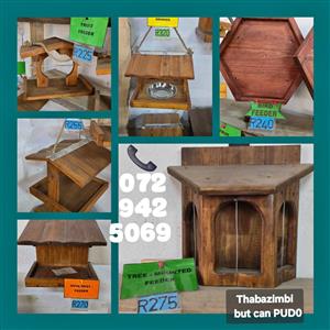 Feeders for gardenbirds, bushbabues & squirrels