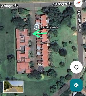 Safe and secure townhouse in a very popular complex.