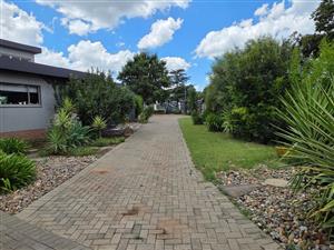 House For Sale in Heuwelsig