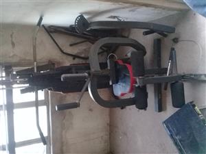 Weights Training excercise Machine