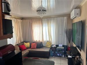 House For Sale in Mahlasedi Park