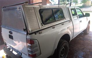 Aluminum Canopy that fits on Ford Ranger, Toyota, Navary, Isuzu  Double Cabs