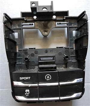 Porsche Cayenne 958 centre console control panel