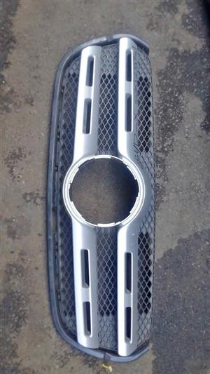 Mercedes Benz X-class bakkie grill