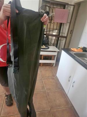 FULL WADER SIZE 10 NEW