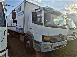 2004 Mercedes Atego 1518