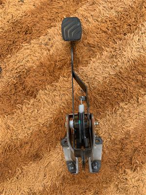 Renualt Kwid 1.0 Clutch Pedal For Sale