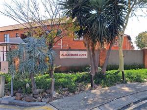 Townhouse For Sale in Alrode South
