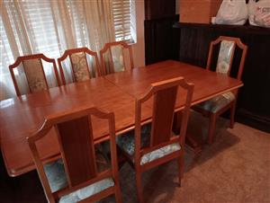 Dining room extendable table, 6 chairs and sideboard