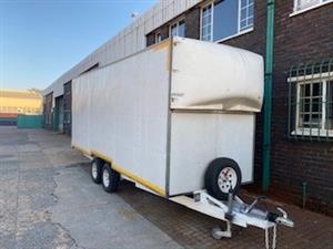 Enclosed watertight double axel trailer 6mx2m 